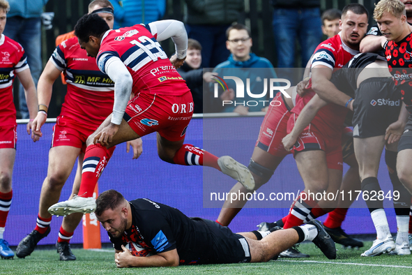 Ollie Fletcher of Newcastle Falcons scores the Falcons' second try during the Premiership Cup Pool A match between Newcastle Falcons and Don...