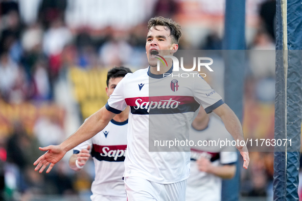 Thijs Dallinga of Bologna FC celebrates scoring third goal later disallowed by VAR during the Serie A Enilive match between AS Roma and Bolo...