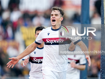 Thijs Dallinga of Bologna FC celebrates scoring third goal later disallowed by VAR during the Serie A Enilive match between AS Roma and Bolo...