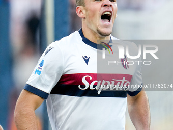 Thijs Dallinga of Bologna FC celebrates scoring third goal later disallowed by VAR during the Serie A Enilive match between AS Roma and Bolo...