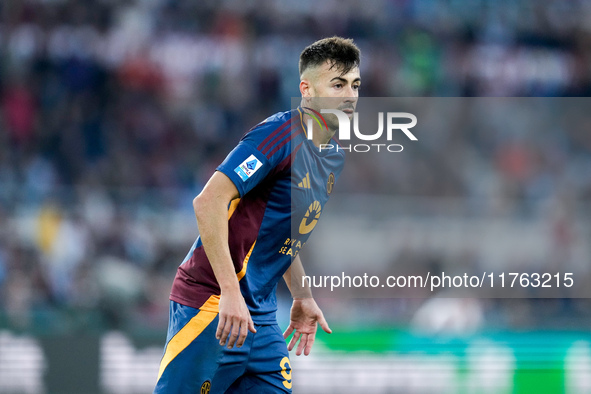 Stephan El Shaarawy of AS Roma looks on during the Serie A Enilive match between AS Roma and Bologna FC at Stadio Olimpico on November 10, 2...