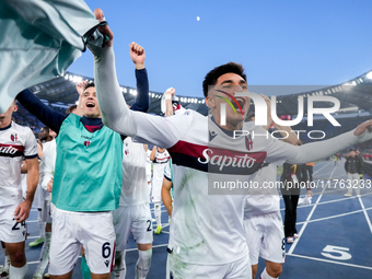 Santiago Castro of Bologna FC and his team-mates celebrate the victory at the end of the Serie A Enilive match between AS Roma and Bologna F...