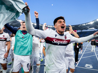 Santiago Castro of Bologna FC and his team-mates celebrate the victory at the end of the Serie A Enilive match between AS Roma and Bologna F...