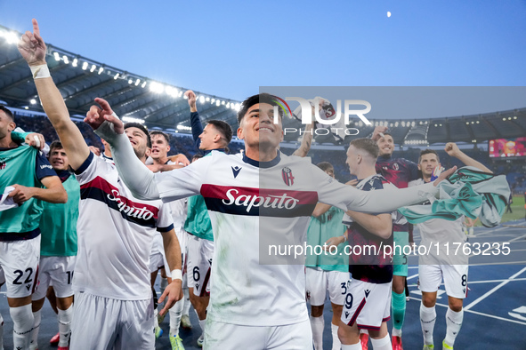 Santiago Castro of Bologna FC and his team-mates celebrate the victory at the end of the Serie A Enilive match between AS Roma and Bologna F...