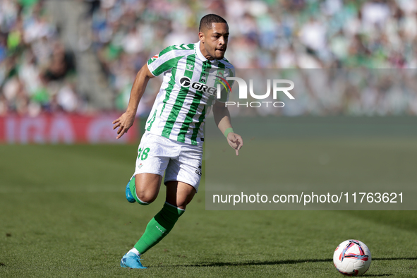 Vitor Roque of Real Betis runs with the ball during the La Liga EA Sport match between Real Betis and RC Celta de Vigo at Benito Villamarin...