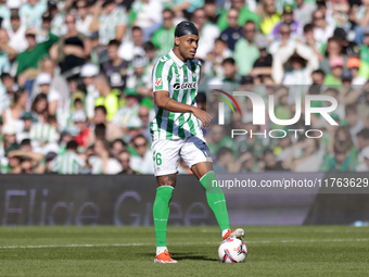 Natan Bernardo de Souza of Real Betis controls the ball during the La Liga EA Sport match between Real Betis and RC Celta de Vigo at Benito...