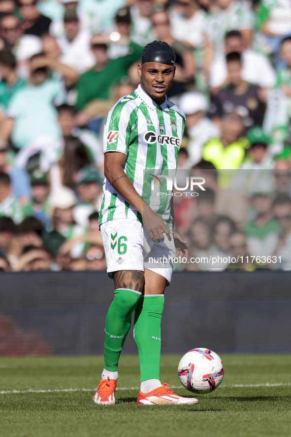 Natan Bernardo de Souza of Real Betis passes the ball during the La Liga EA Sport match between Real Betis and RC Celta de Vigo at Benito Vi...