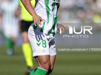 Vitor Roque of Real Betis runs with the ball during the La Liga EA Sport match between Real Betis and RC Celta de Vigo at Benito Villamarin...