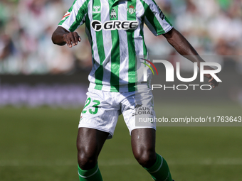 Youssouf Sabaly of Real Betis controls the ball during the La Liga EA Sport match between Real Betis and RC Celta de Vigo at Benito Villamar...