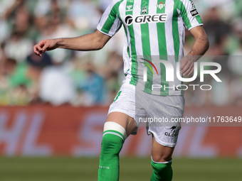 Johnny Cardoso of Real Betis runs with the ball during the La Liga EA Sport match between Real Betis and RC Celta de Vigo at Benito Villamar...