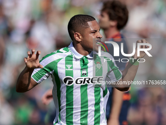 Vitor Roque of Real Betis celebrates a goal during the La Liga EA Sport match between Real Betis and RC Celta de Vigo at Benito Villamarin i...