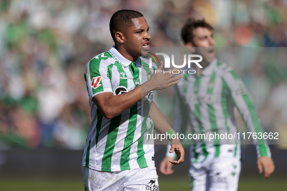 Vitor Roque of Real Betis celebrates a goal during the La Liga EA Sport match between Real Betis and RC Celta de Vigo at Benito Villamarin i...