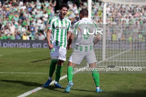 Vitor Roque of Real Betis celebrates a goal during the La Liga EA Sport match between Real Betis and RC Celta de Vigo at Benito Villamarin i...