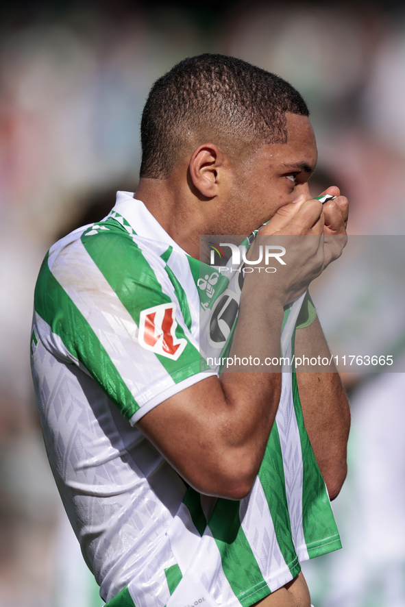 Vitor Roque of Real Betis celebrates a goal during the La Liga EA Sport match between Real Betis and RC Celta de Vigo at Benito Villamarin i...