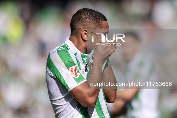 Vitor Roque of Real Betis celebrates a goal during the La Liga EA Sport match between Real Betis and RC Celta de Vigo at Benito Villamarin i...