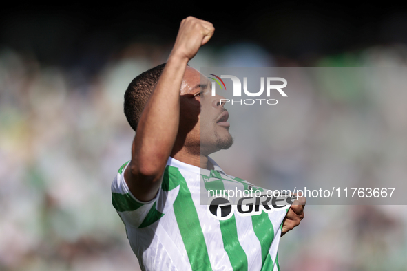 Vitor Roque of Real Betis celebrates a goal during the La Liga EA Sport match between Real Betis and RC Celta de Vigo at Benito Villamarin i...