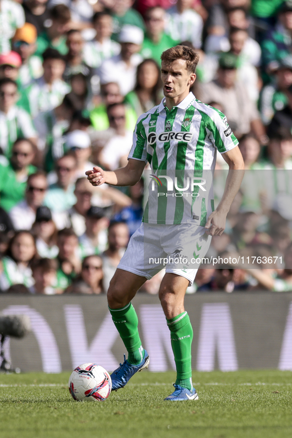 Diego Llorente of Real Betis passes the ball during the La Liga EA Sport match between Real Betis and RC Celta de Vigo at Benito Villamarin...