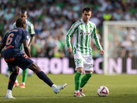 In Seville, Spain, on November 10, 2024, Giovani Lo Celso of Real Betis controls the ball during the La Liga EA Sport match between Real Bet...