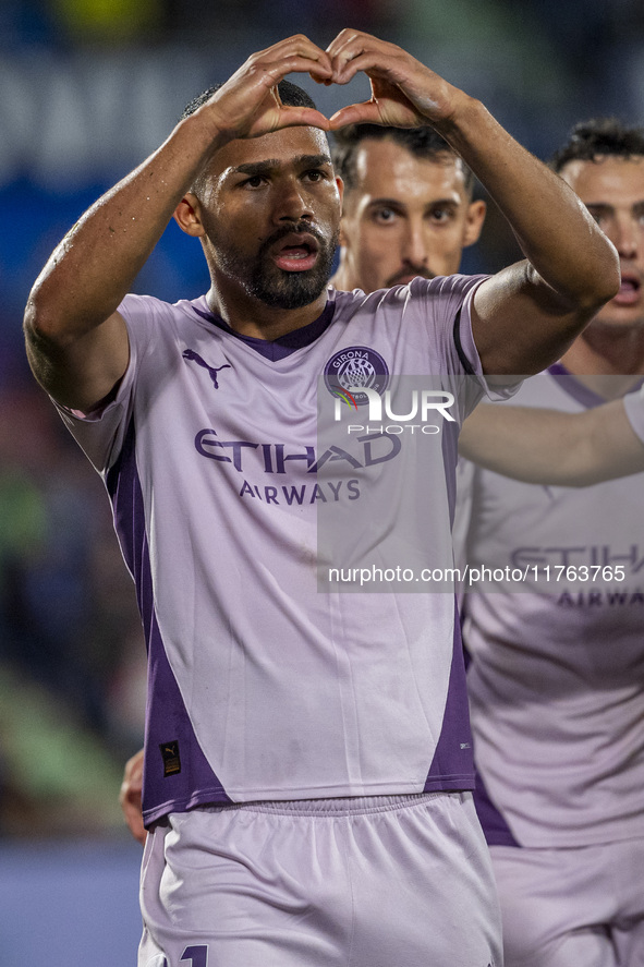 Yangel Herrera of Girona FC (C) celebrates his goal during the La Liga EA Sports 2024/25 football match between Getafe CF and Girona FC at E...