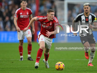 Elliott Anderson of Nottingham Forest is in action during the Premier League match between Nottingham Forest and Newcastle United at the Cit...