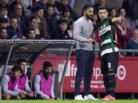 Pedro Goncalves of Sporting CP talks with Ruben Amorim, Head Coach of Sporting CP, during the Liga Portugal Betclic match between SC Braga a...