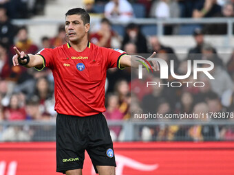 Referee Gianluca Manganiello is in action during the 12th day of the Serie A Championship between A.S. Roma and Bologna F.C. at the Olympic...