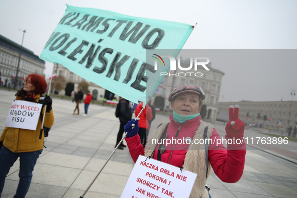 In Warsaw, Poland, on November 10, 2024, activists against the PiS party want to lay their wreath during the monthly celebrations of the Smo...