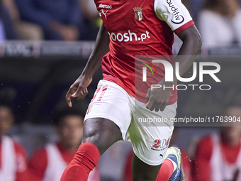 Roger Fernandes of SC Braga is in action during the Liga Portugal Betclic match between SC Braga and Sporting CP at Estadio Municipal de Bra...