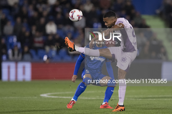 Yangel Herrera of Girona is in action during the La Liga 2024/25 match between Getafe and Girona at Coliseum Stadium in Madrid, Spain, on No...