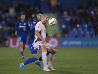 Oriol Romeu of Girona is in action during the La Liga 2024/25 match between Getafe and Girona at Coliseum Stadium in Madrid, Spain, on Novem...