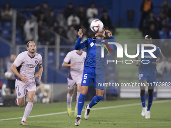 Luis Milla of Getafe controls the ball during the La Liga 2024/25 match between Getafe and Girona at Coliseum Stadium in Madrid, Spain, on N...