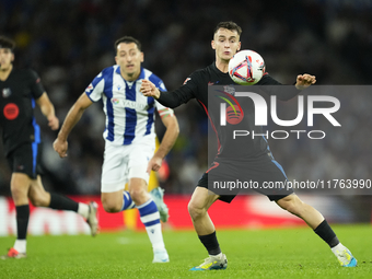 Marc Casado defensive midfield of Barcelona and Spain controls the ball during the LaLiga match between Real Sociedad and FC Barcelona at Re...