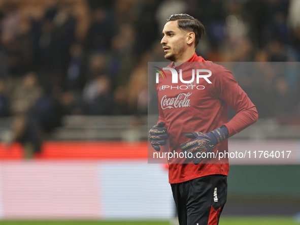 Alex Meret participates in the Serie A 2024-2025 match between Inter and Napoli in Milano, Italy, on November 10, 2024. 