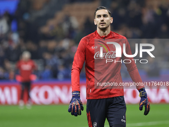 Alex Meret participates in the Serie A 2024-2025 match between Inter and Napoli in Milano, Italy, on November 10, 2024. (