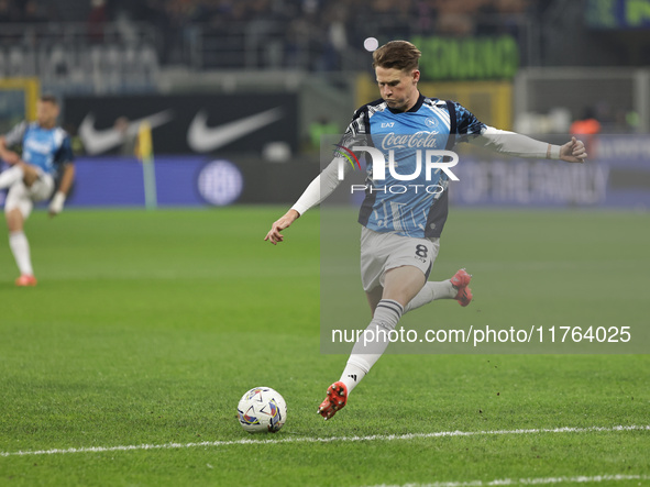 Scott McTominay participates in the Serie A 2024-2025 match between Inter and Napoli in Milano, Italy, on November 10, 2024. 