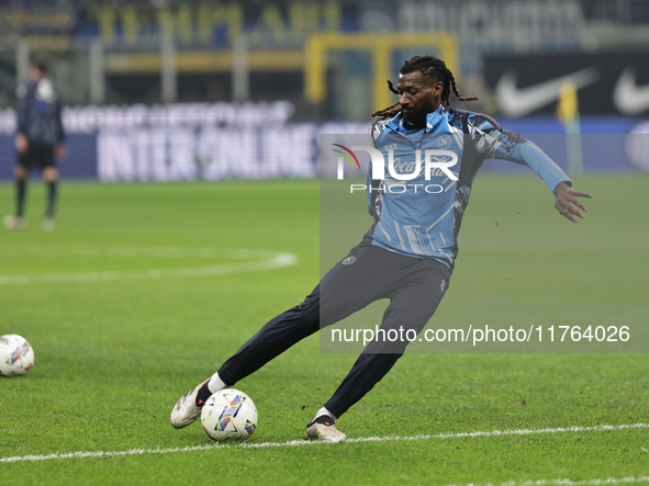 Frank Anguissa participates in the Serie A 2024-2025 match between Inter and Napoli in Milano, Italy, on November 10, 2024. 