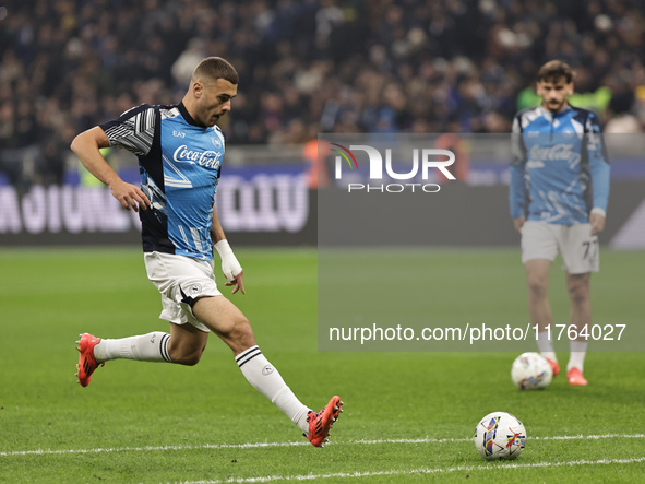 Alessandro Buongiorno participates in the Serie A 2024-2025 match between Inter and Napoli in Milano, Italy, on November 10, 2024. 