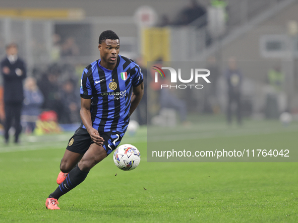 Denzel Dumfries participates in the Serie A 2024-2025 match between Inter and Napoli in Milano, Italy, on November 10, 2024. 