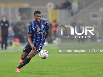 Denzel Dumfries participates in the Serie A 2024-2025 match between Inter and Napoli in Milano, Italy, on November 10, 2024. (