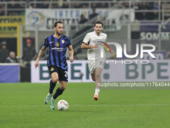 Hakan Calhanoglu participates in the Serie A 2024-2025 match between Inter and Napoli in Milano, Italy, on November 10, 2024. (