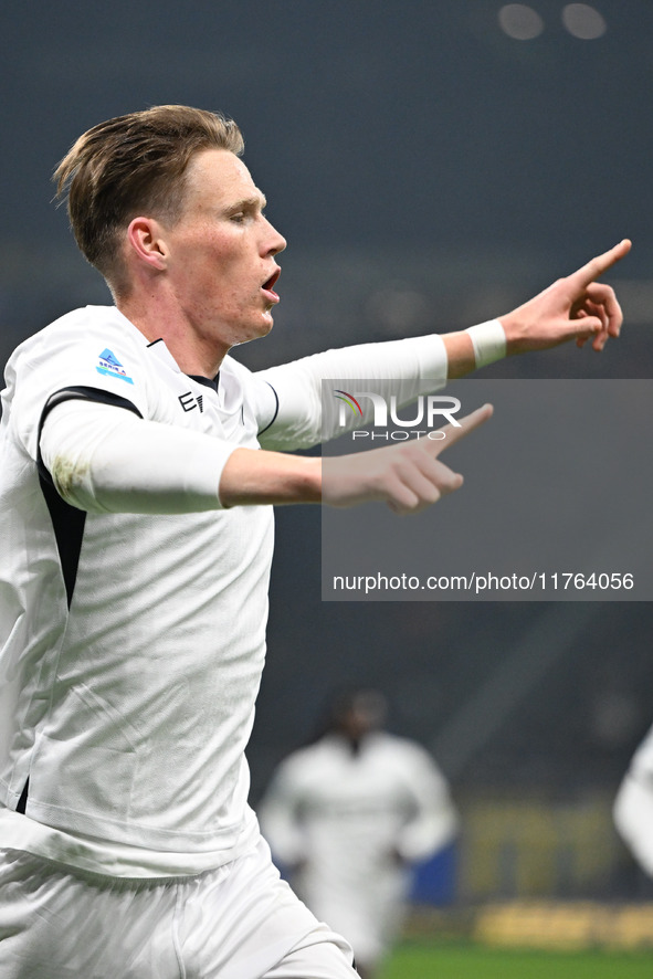 Lautaro Martinez of Inter FC celebrates after a goal during the Italian Serie A football match between Inter FC and SSC Napoli at Giuseppe M...