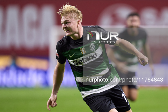 Conrad Harder of Sporting CP celebrates after he scores his team's third goal during the Liga Portugal Betclic match between SC Braga and Sp...