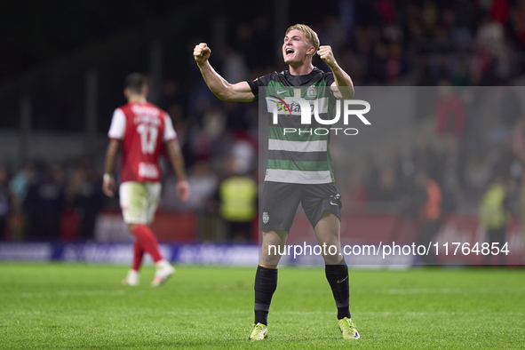 Conrad Harder of Sporting CP celebrates after scoring his team's fourth goal during the Liga Portugal Betclic match between SC Braga and Spo...