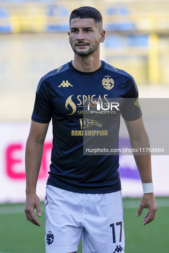 Antonio-Mirko Colak of Spezia Calcio warms up before the Serie B match between SS Juve Stabia and Spezia Calcio at Stadio Romeo Menti Castel...