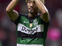 Hidemasa Morita of Sporting CP shows appreciation to the fans after the Liga Portugal Betclic match between SC Braga and Sporting CP at Esta...