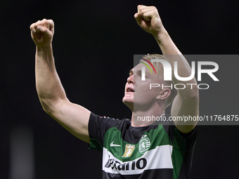 Conrad Harder of Sporting CP celebrates victory after the Liga Portugal Betclic match between SC Braga and Sporting CP at Estadio Municipal...