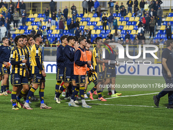 Players of SS Juve Stabia applauds fans at the end of the Serie B match between SS Juve Stabia and Spezia Calcio at Stadio Romeo Menti Caste...