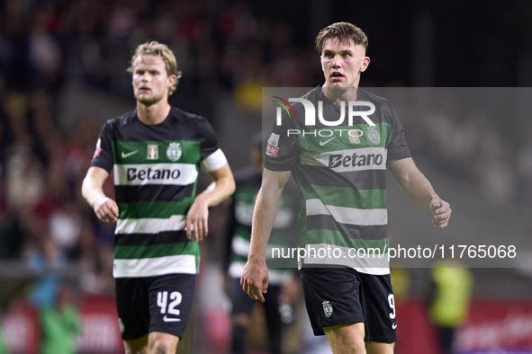 Viktor Gyokeres of Sporting CP looks on during the Liga Portugal Betclic match between SC Braga and Sporting CP at Estadio Municipal de Brag...