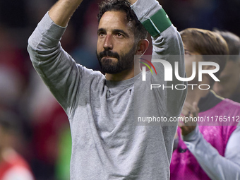 Ruben Amorim, Head Coach of Sporting CP, shows appreciation to the fans after the Liga Portugal Betclic match between SC Braga and Sporting...