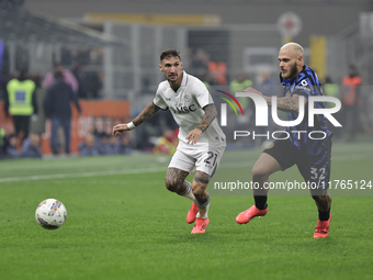 Matteo Politano participates in the Serie A 2024-2025 match between Inter and Napoli in Milano, Italy, on November 10, 2024 (